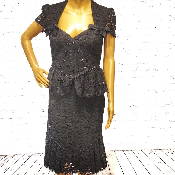 Betsey Johnson Dresses & Skirts - Betsey Johnson Structured Black Lace Skirt Set